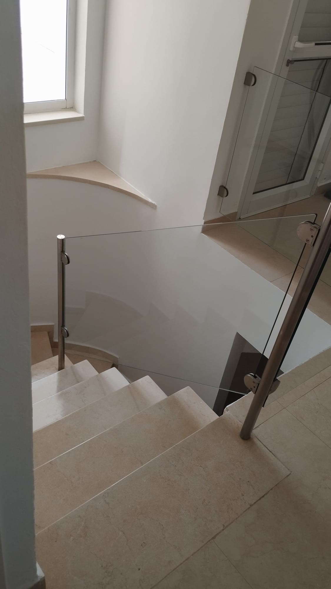 מעקות אלומיניום מעוצבים